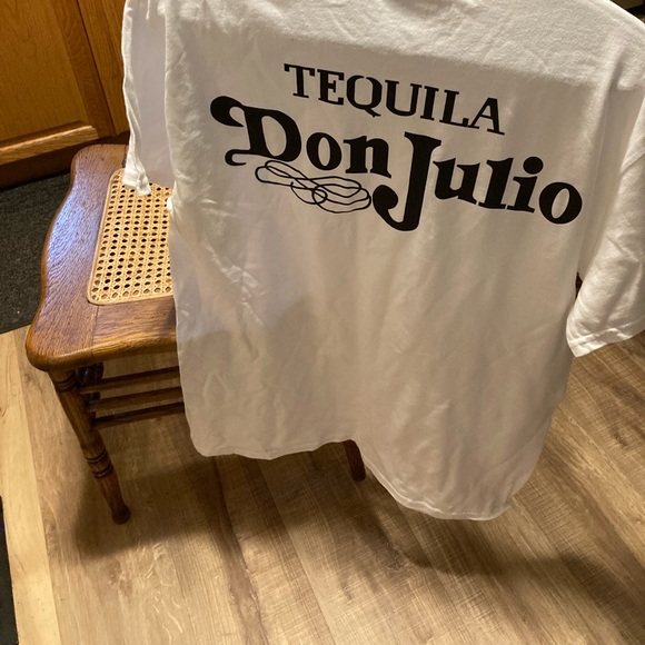 DON JULIO TEQUILA T - SHIRT SIZE MEDIUM. BRAND NEW - Picture 1 of 4